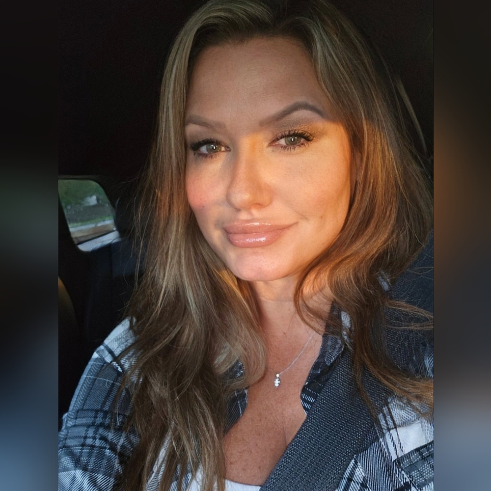 Meet your Posher, Kelli
